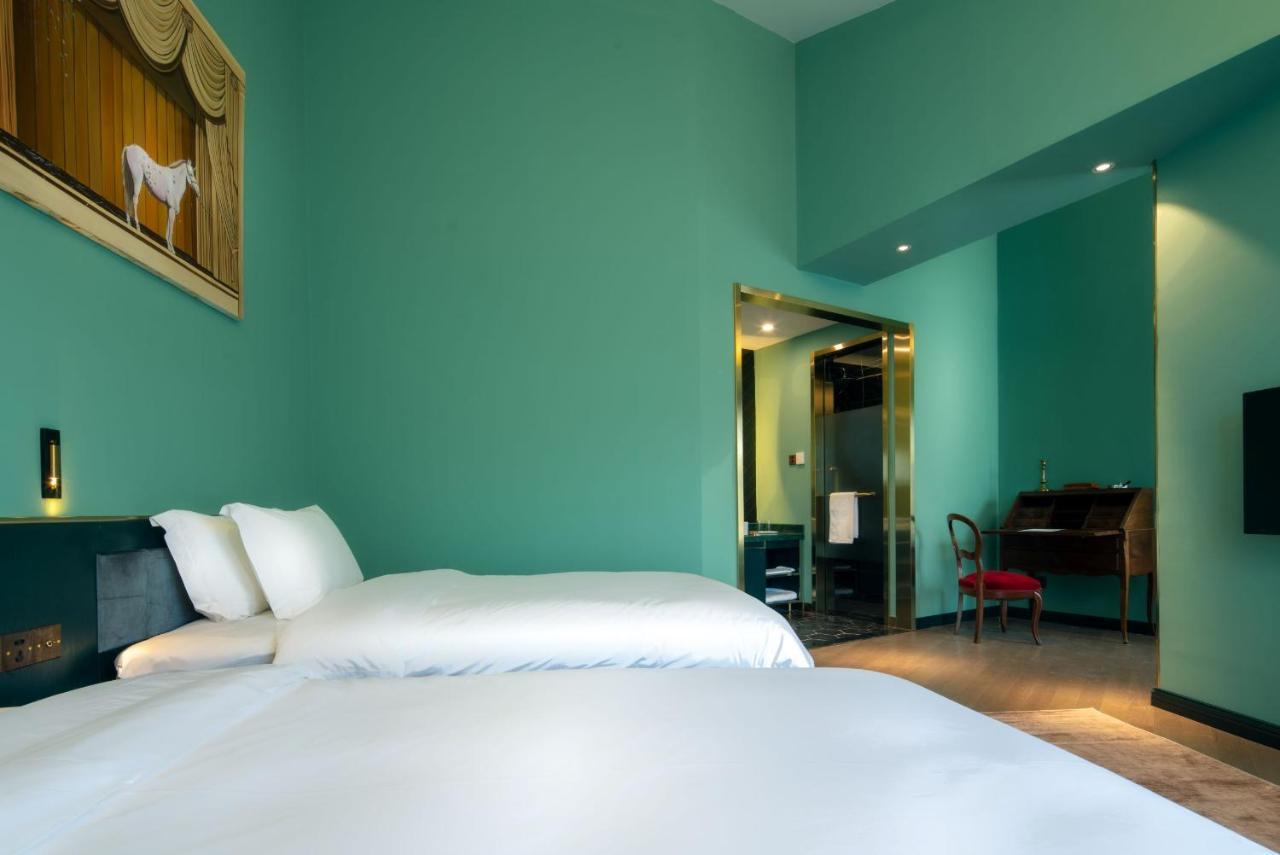 Moon&Chalice Boutique Hotel Kunming Extérieur photo